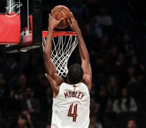 常规赛进步,神速球员,曾凡博荣膺,中彩网彩票,互动竞猜平台,在线娱乐,预测挑战,中彩网彩票APP下载