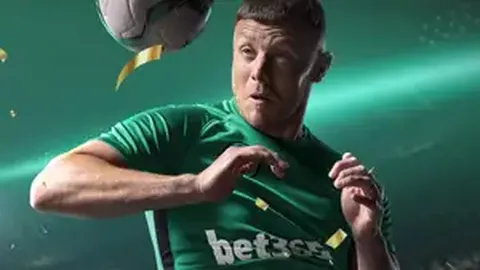 利物浦终止对苏比门迪的追求，中场引援策略调整。